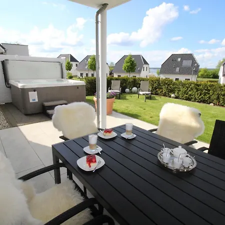 Haus Seeblick Holiday home *
