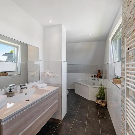 Haus Seeblick Сasa de vacaciones *